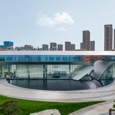 未来を志向した 製鉄製 模型の建築 環境に優しい