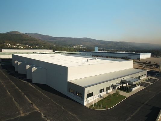 製造された鋼鉄構造 倉庫 工業用金属製のプリファブリックビル