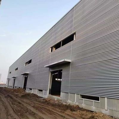 高層鋼筋構造 建設 倉庫 熱熱電圧 OEM