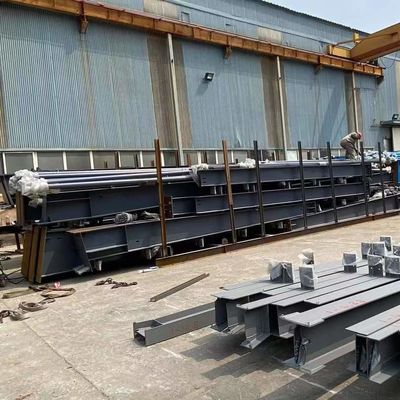 鉄鋼倉庫工房の建設のための,パニートまたはガルバナンスされた鋼筋柱と鋼筋梁