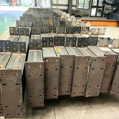 屋根と壁のボルト接続設計のための塗装/電熱鋼材